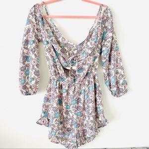💕Pretty Flower Print Long Sleeves Romper SZ M